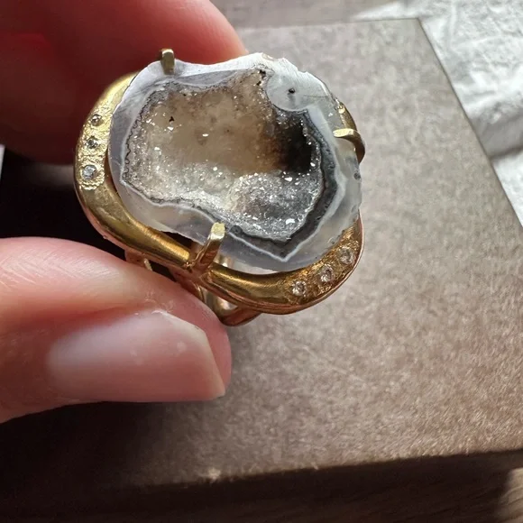 Banana Republic Blue Geode Crystal Ring - Picture 1 of 8